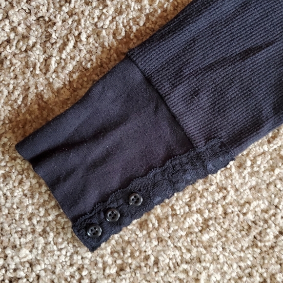 🎈2for$10🎈Decree black thermal shirt - Picture 2 of 4